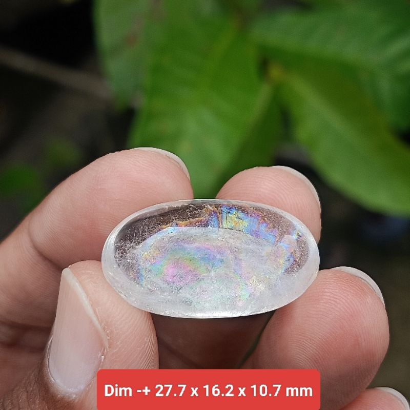 BATU KECUBUNG AIR PELANGI KALIMANTAN ( NATURAL QUARTZ )