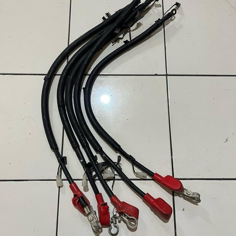 Kabel Aki Plus Mitsubishi L300 - Copotan Original Bawaan Mobil