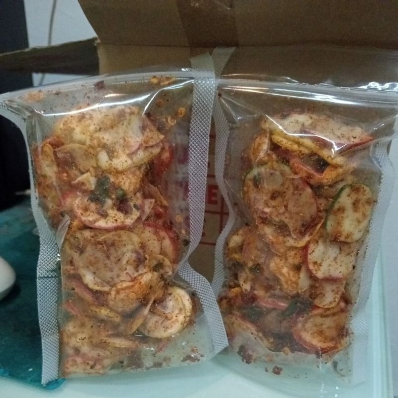 

KERUPUK SEBLAK DAUN JERUK 50gr