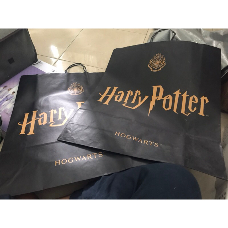 

Paperbag Shopping Bag Harry Potter Miniso - Enhypen Fateplus Fate+ The City Jakarta