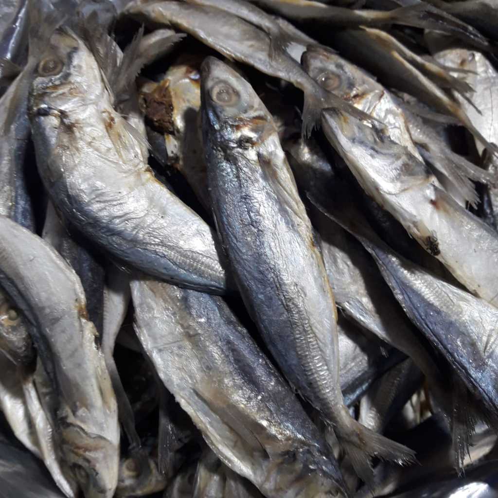 

Ikan Asin Layang 250 g