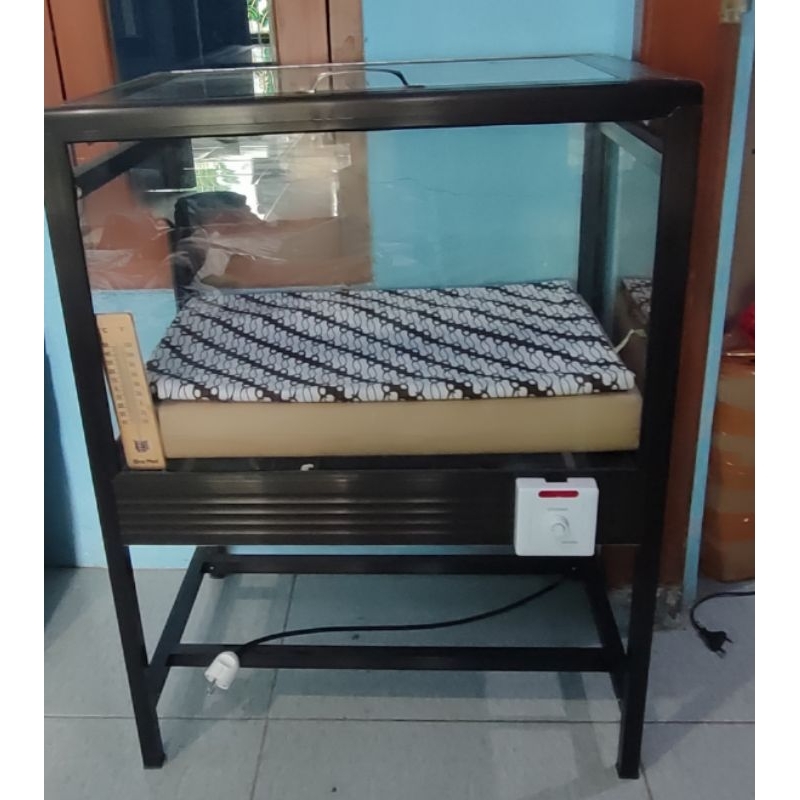 Preloved INKUBATOR BAYI