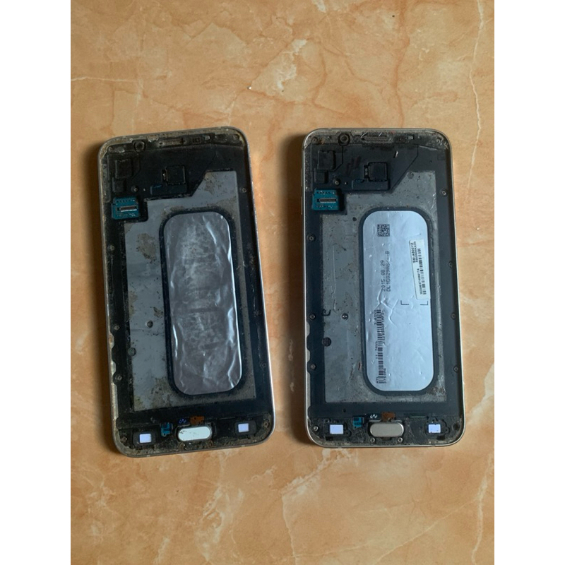 Samsung A8 2018 minus