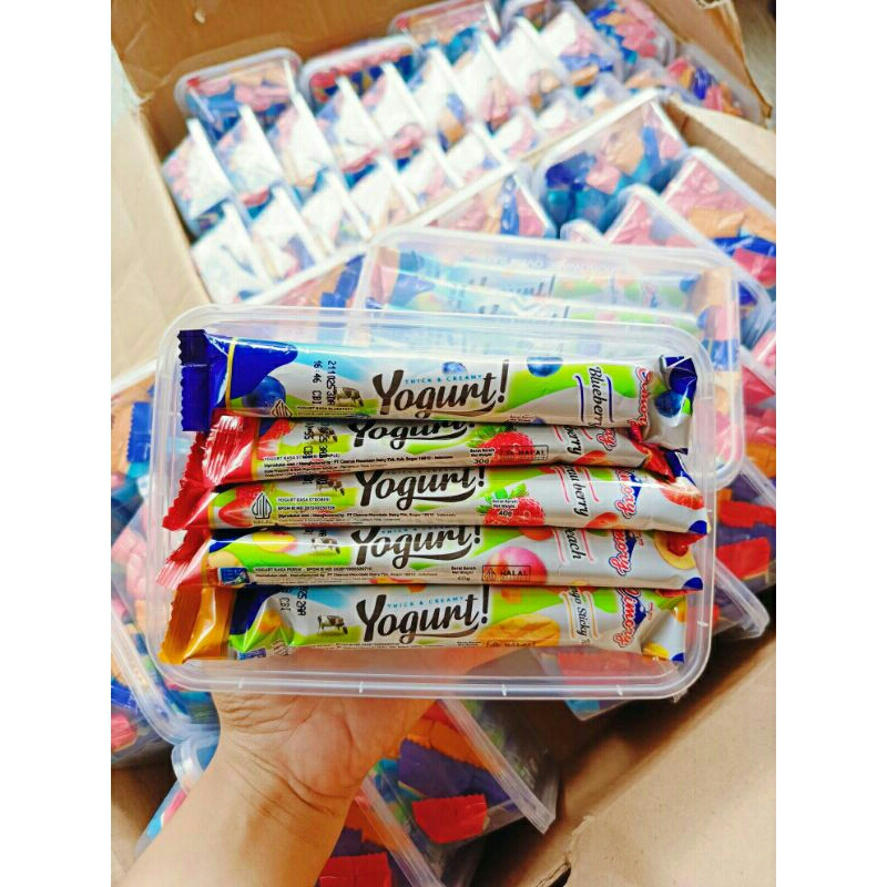 

1 box isi 10pcs Cimory yogurt Stick