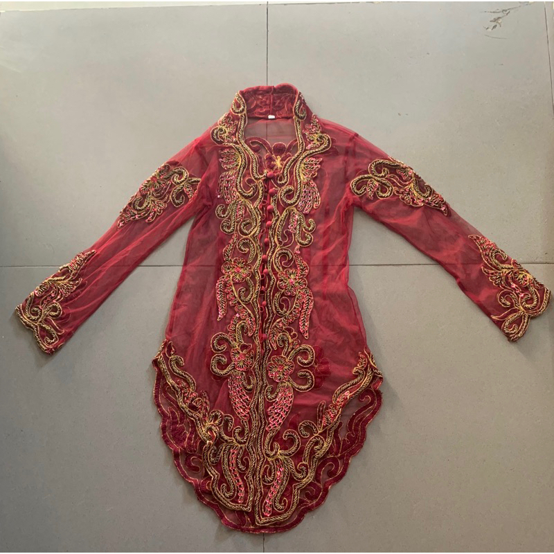 kebaya merah payet