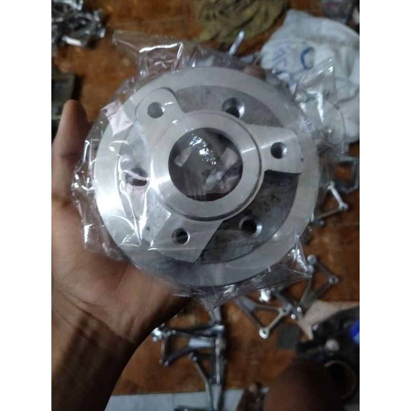 Plendes adaptor cakram belakang tromol satria FU kecil besar