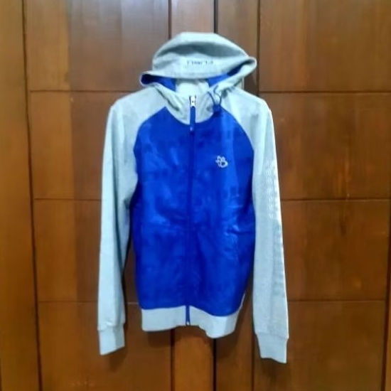 FUBU x samsung size S,nike hoodie tebal lembut size XL