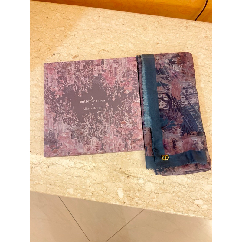 Buttonscarves new york 3 harlem