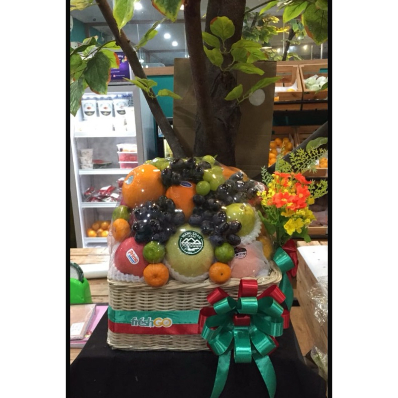 

Parcel Buah Segar Hampers Buah import freshGO buat lamaran , isoman , hari raya