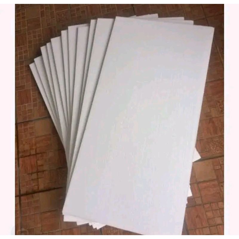 

D ( D11 ) PAPAN STEROFORM GABUS LEMBARAN TEBAL 2 CM UKURAN 100 X 50 CM KUALITAS MEDIUM
