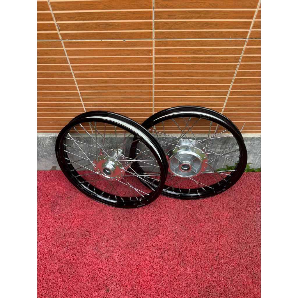 Rakitan Velg Jari Jari MX King 150 Tanpa Ban Wheelset Velg Scarlet MX KING 150 Ring 17
