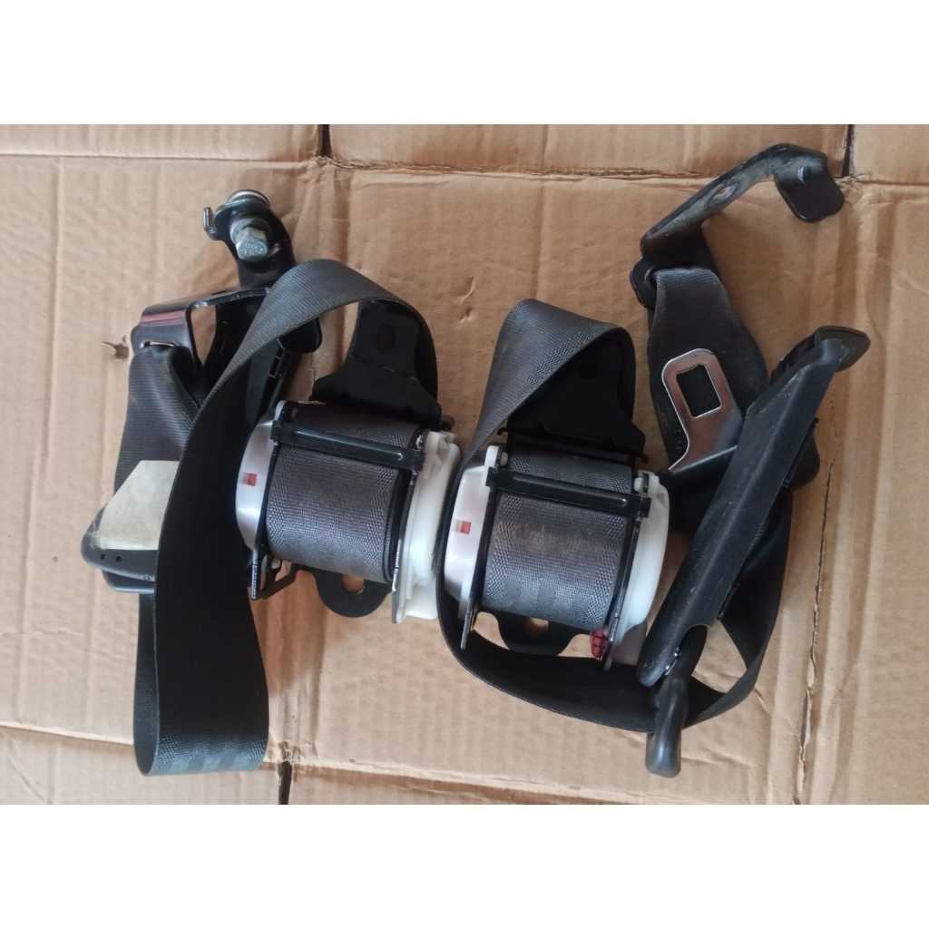 Safety seat belt Seatbelt sabuk pengaman belakang Honda Jazz S Rs Ge8 original kanan / kiri