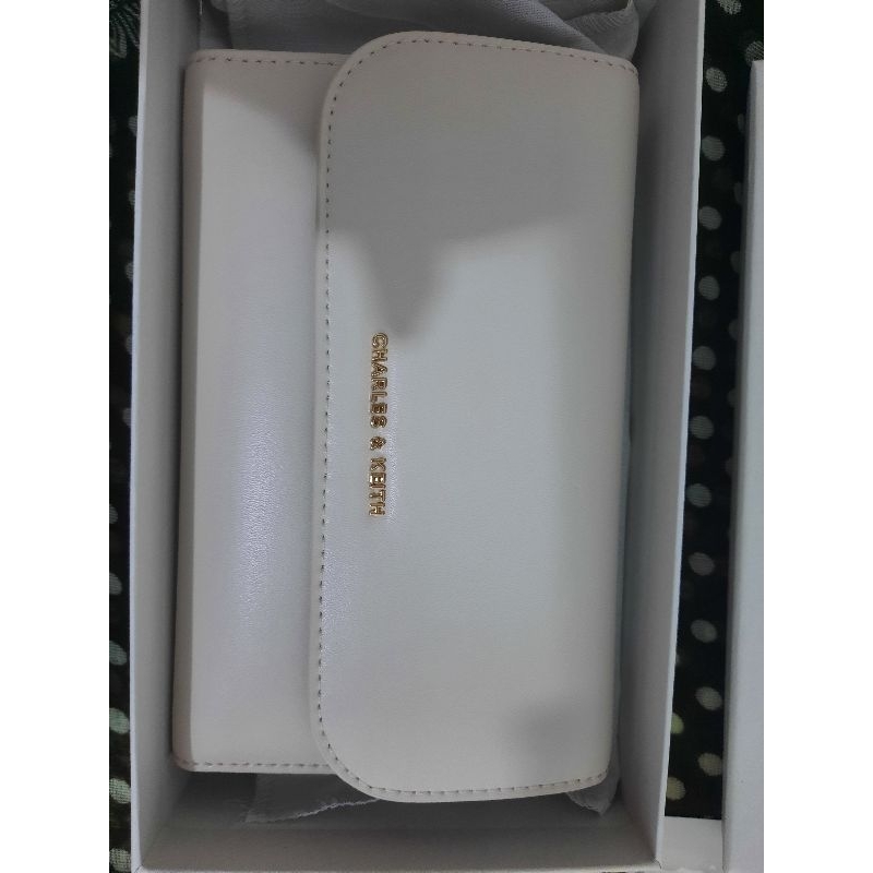 Dompet Tali Charles & Keith