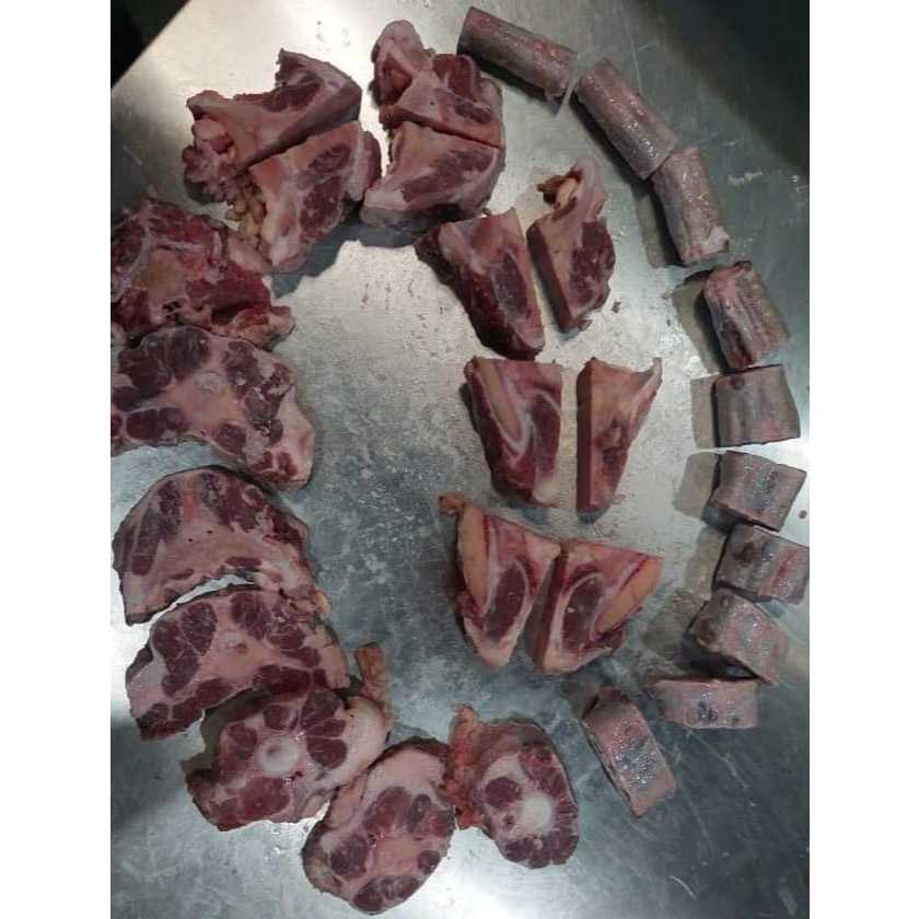 

Buntut Sapi Premium grade A, Rp 44.000 per 500 gr⬇️