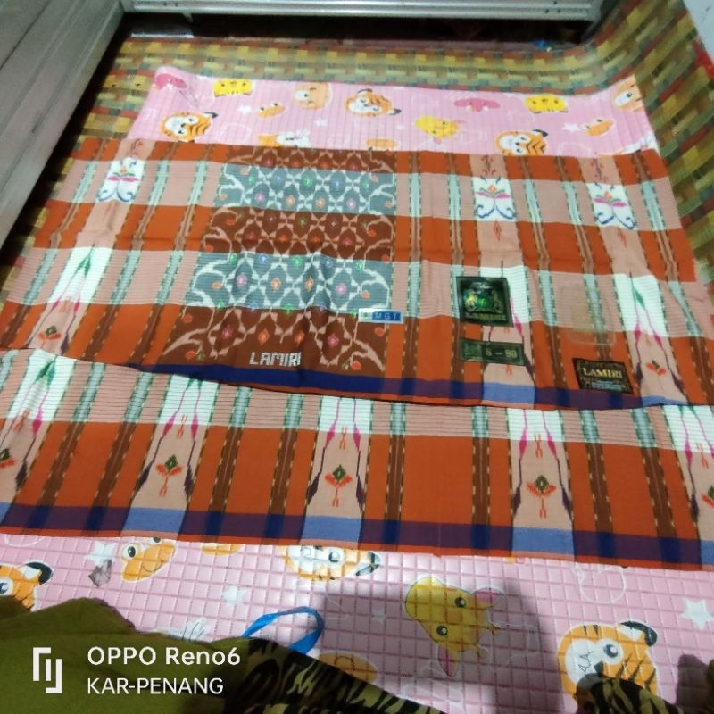 sarung Lamiri tipe mgt kotak  sutra 50%