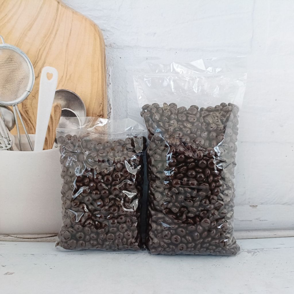

LAGIE CHOC CHIP SETENGAH BULAT REPACK ( 200GR/100GR )