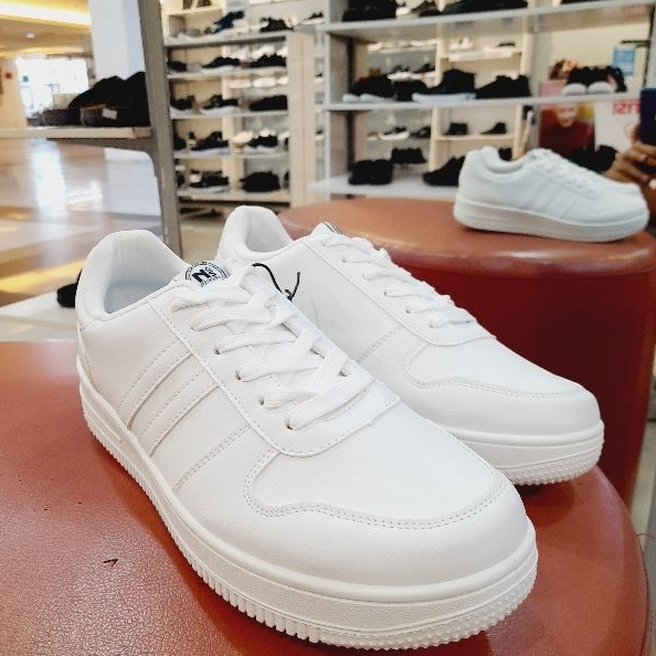 Sepatu Sneakers North Star Putih Pria Sepatu Tali