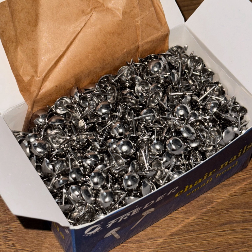 Freder Paku Payung Kecil Pines Chair Nails 5/8 Inch Silver Cokelat Kembang Bunga - 1 Kotak