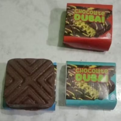 

COKLAT DUBAI mini satu cup isi 10 coklat viral