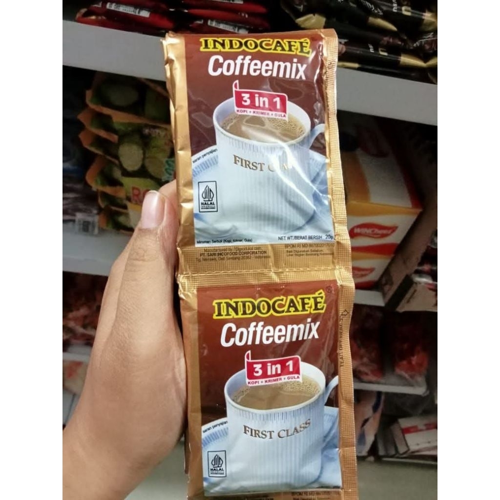 

indocafe / COFFEEMIX kopi +krimer+ gula , 1renceng isi 10 biji harga termurah