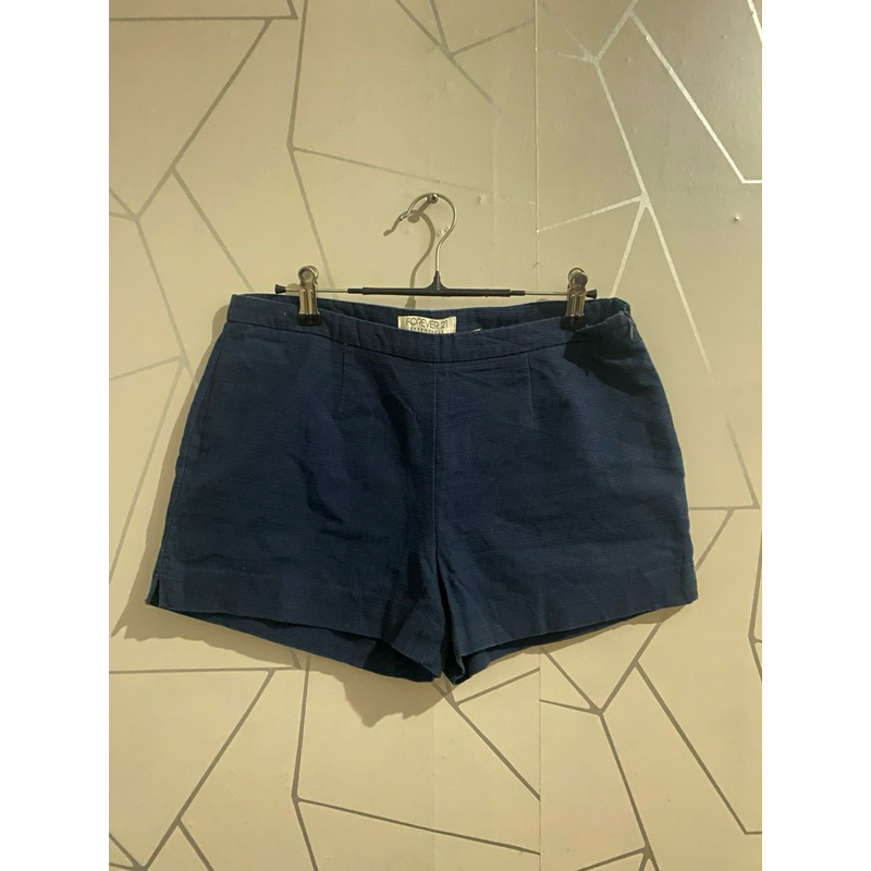 celana pendek brand forever21