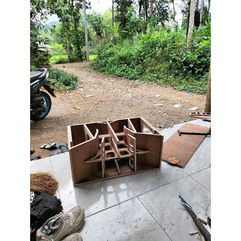 box miniatur cla 8 inci