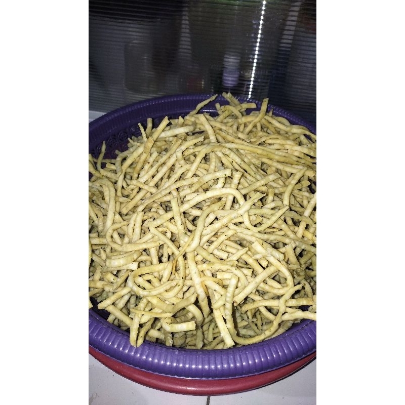 

NAZARI SNACK KUE BAWANG RENYAH / SISTIK BAWANG /KUE BAWANG