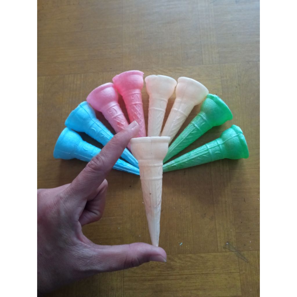 

CONE ES LANCIP ISI 1 BALL/800 PCS, UKURAN 3 CM