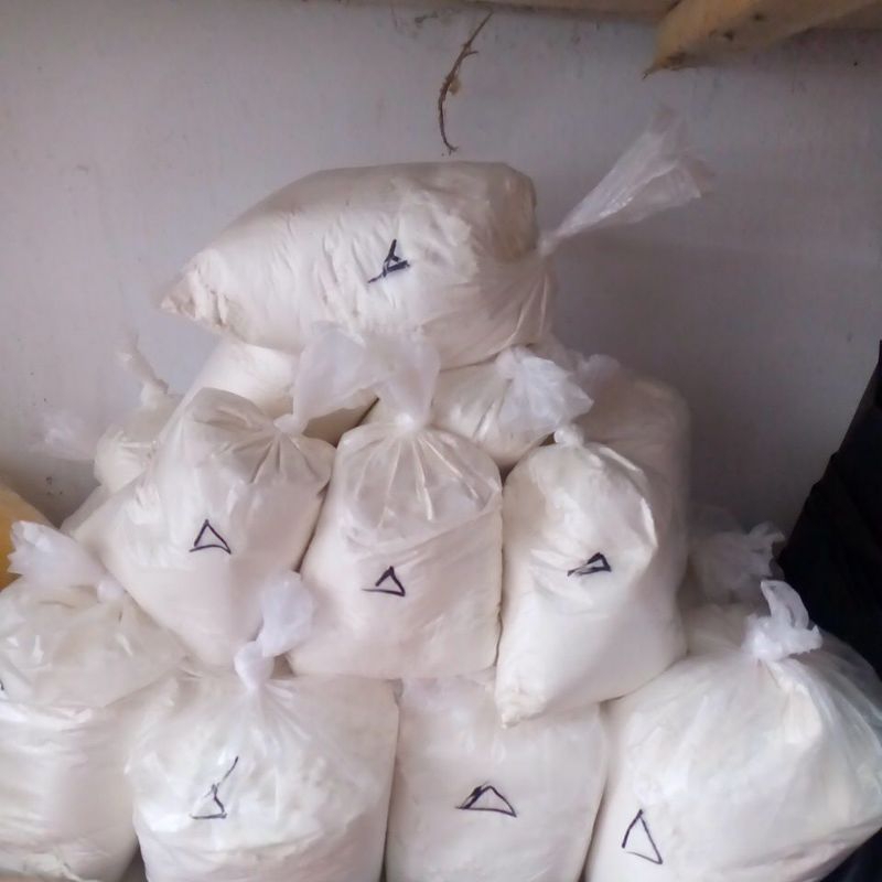 

segitiga biru tepung terigu kemasan repack 250 gram murah berkualitas