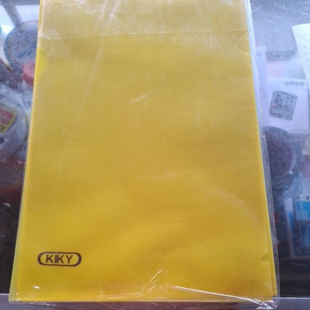 

(per pcs) Map L /clear holder /stop map plastik transparan kiky. 23x34cm