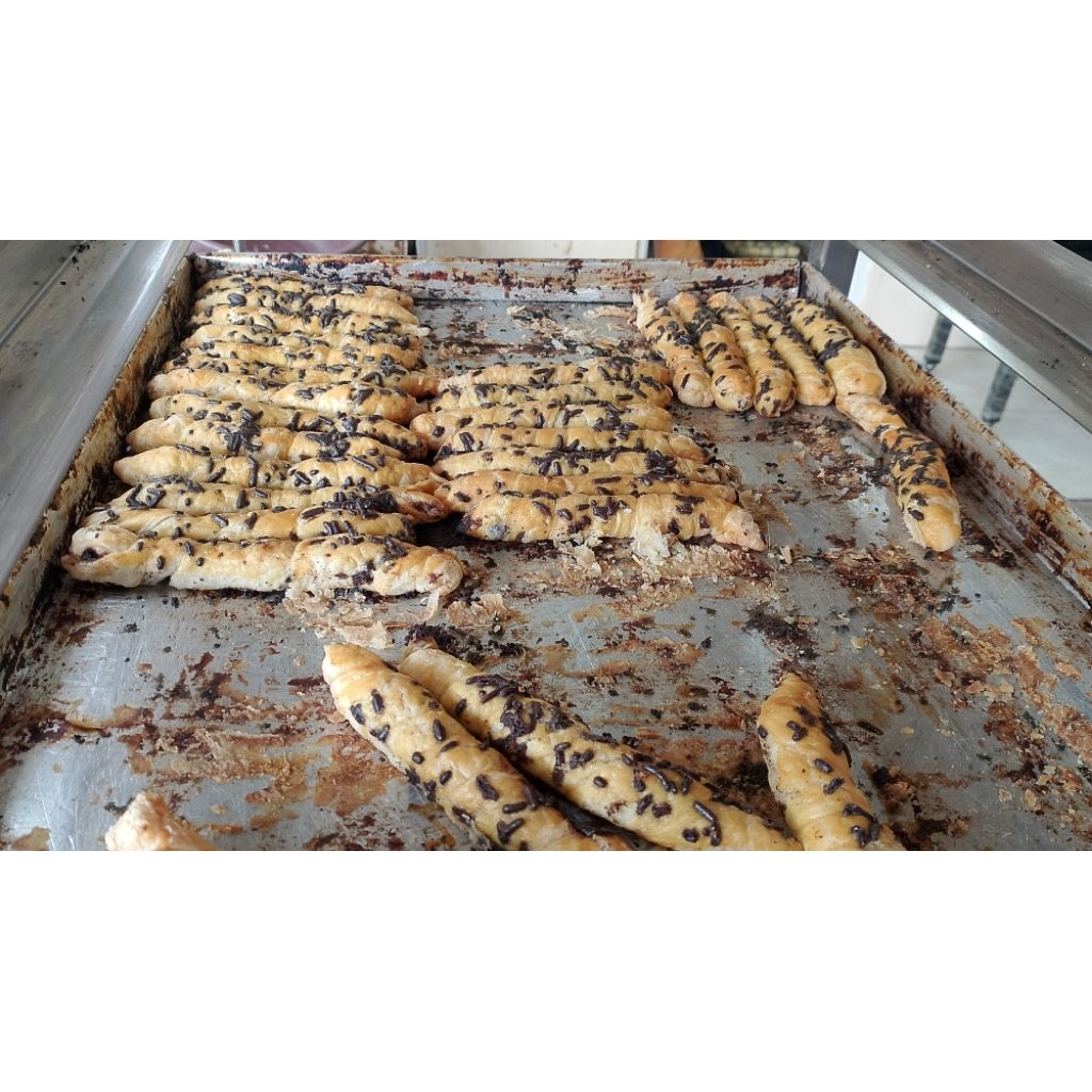 

cheeserollroollchocopastry
