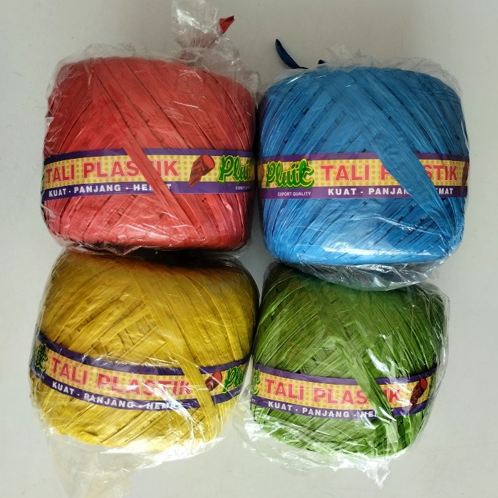 

Tali Plastik Merk Pluit Berat 900gr Tali Rapia Kuat - Panjang - Hemat