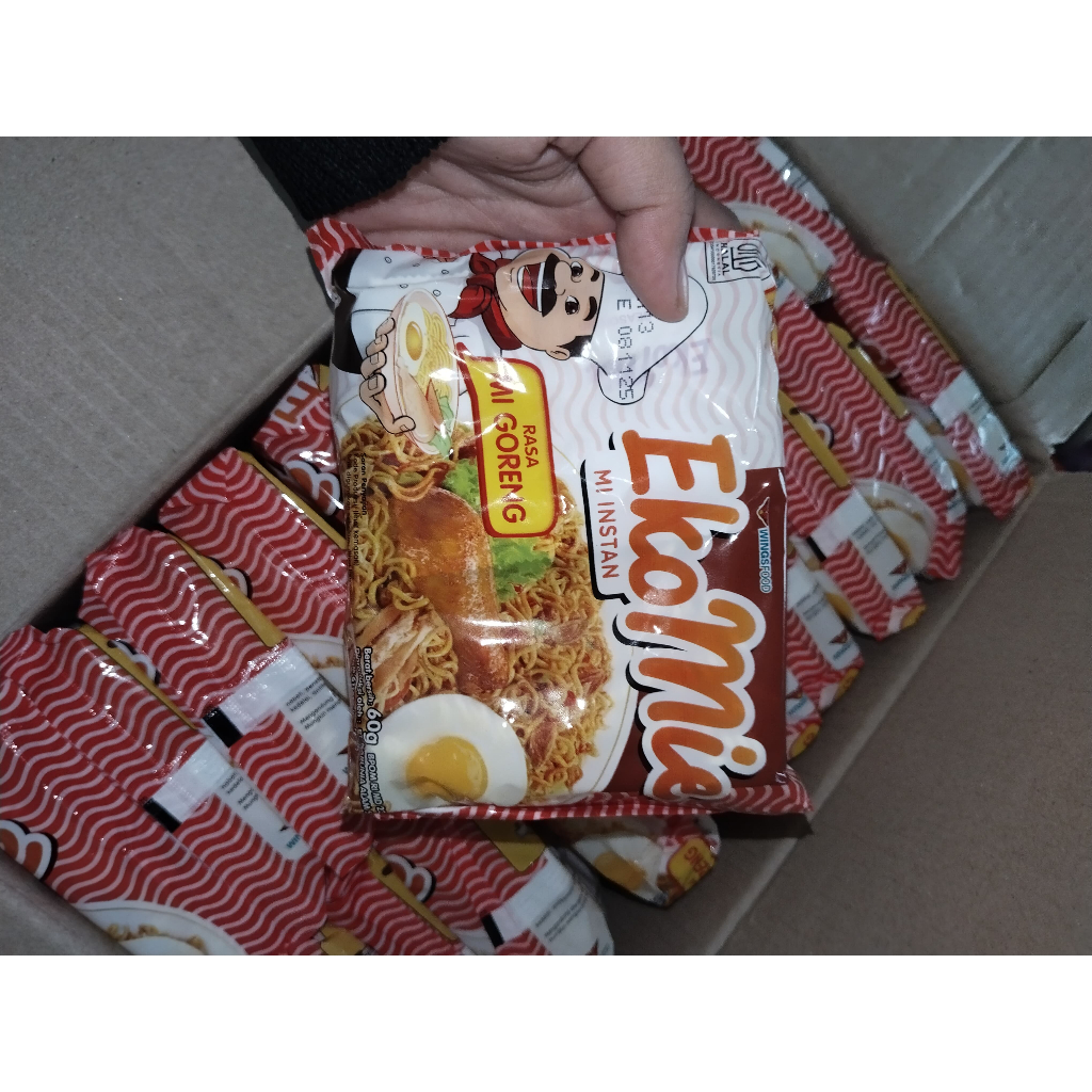 

Ekomie mie instan rasa mie goreng/wingsfood