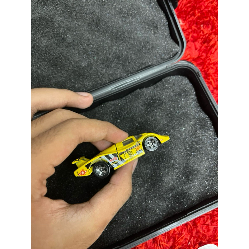 Hotwheels sol aire kuning loose bluecard