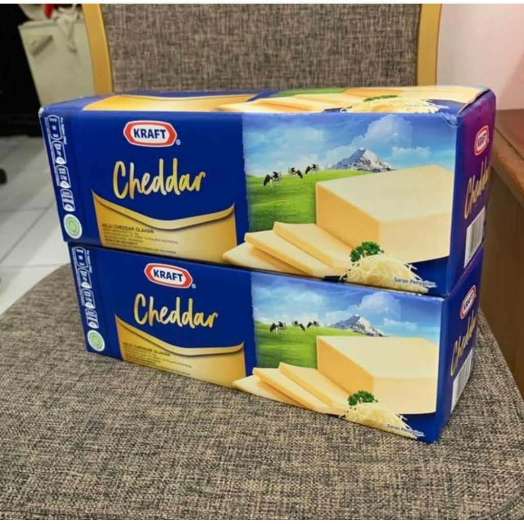 

Keju Kraft Cheddar Cheese Balok Loaf 2kg