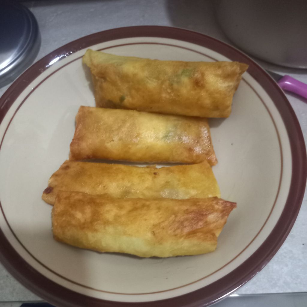 

gorengan lumpia isi tahu