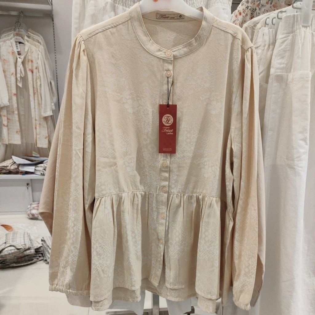 triset atasan wanita.