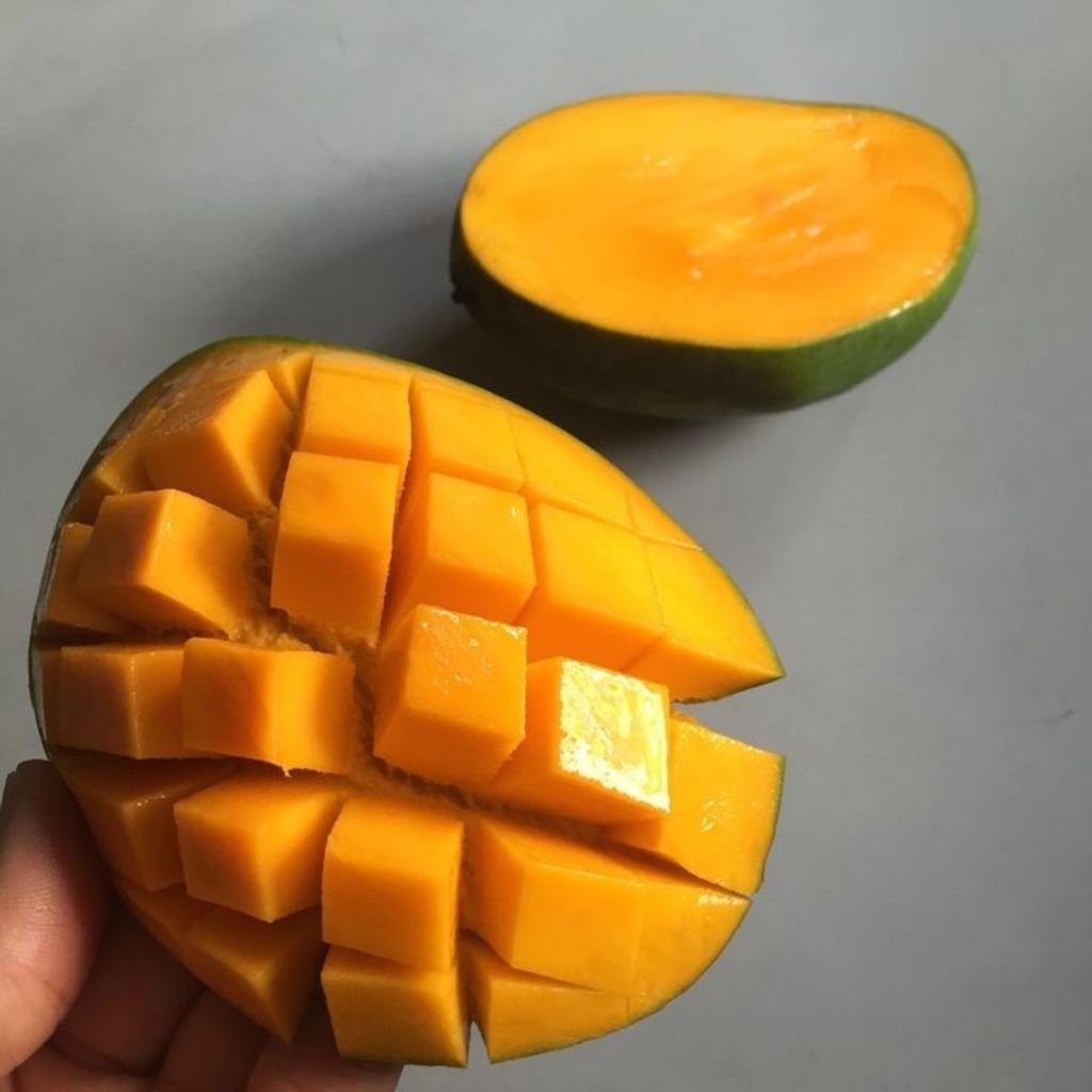 

MANGGA HARUMANIS PREMIUM 1kg
