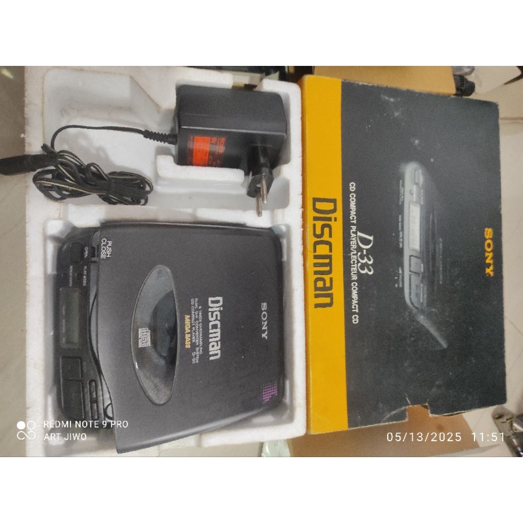 Sony Discman D-33 Set Bekas