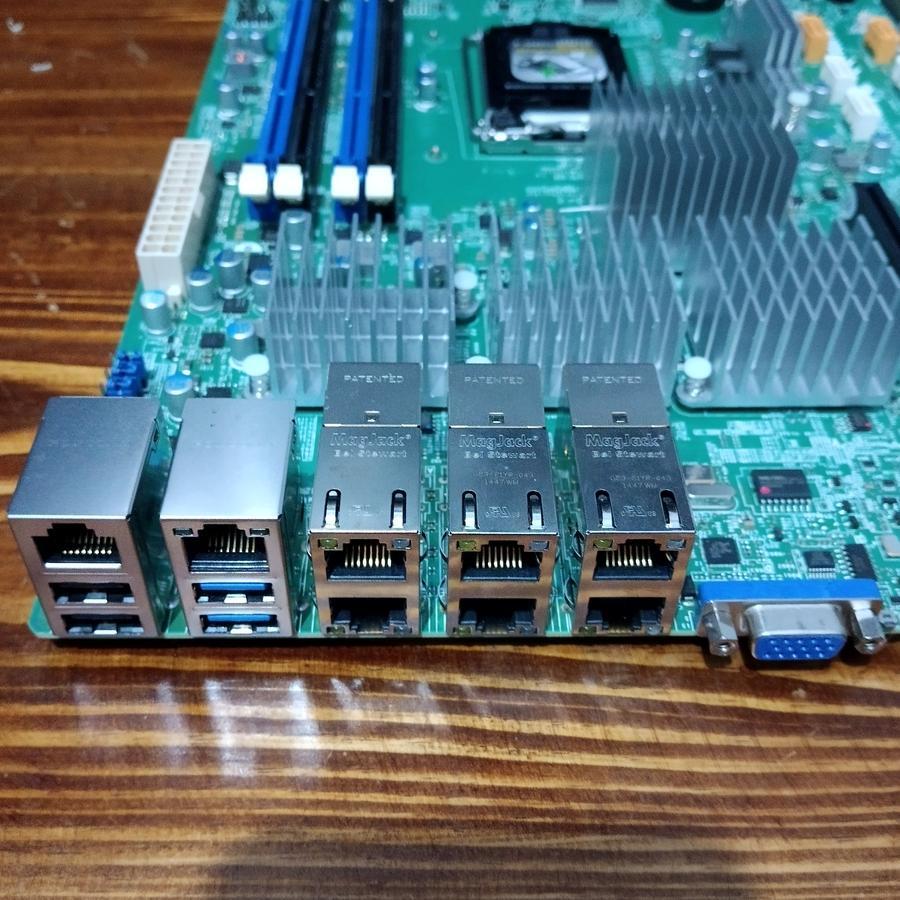 Motherboard Server SuperMicro LGA 1150 X10SLH-N6-ST301 V1.02 Proxmox Mikrotik EXSi 8 port intel Lan 