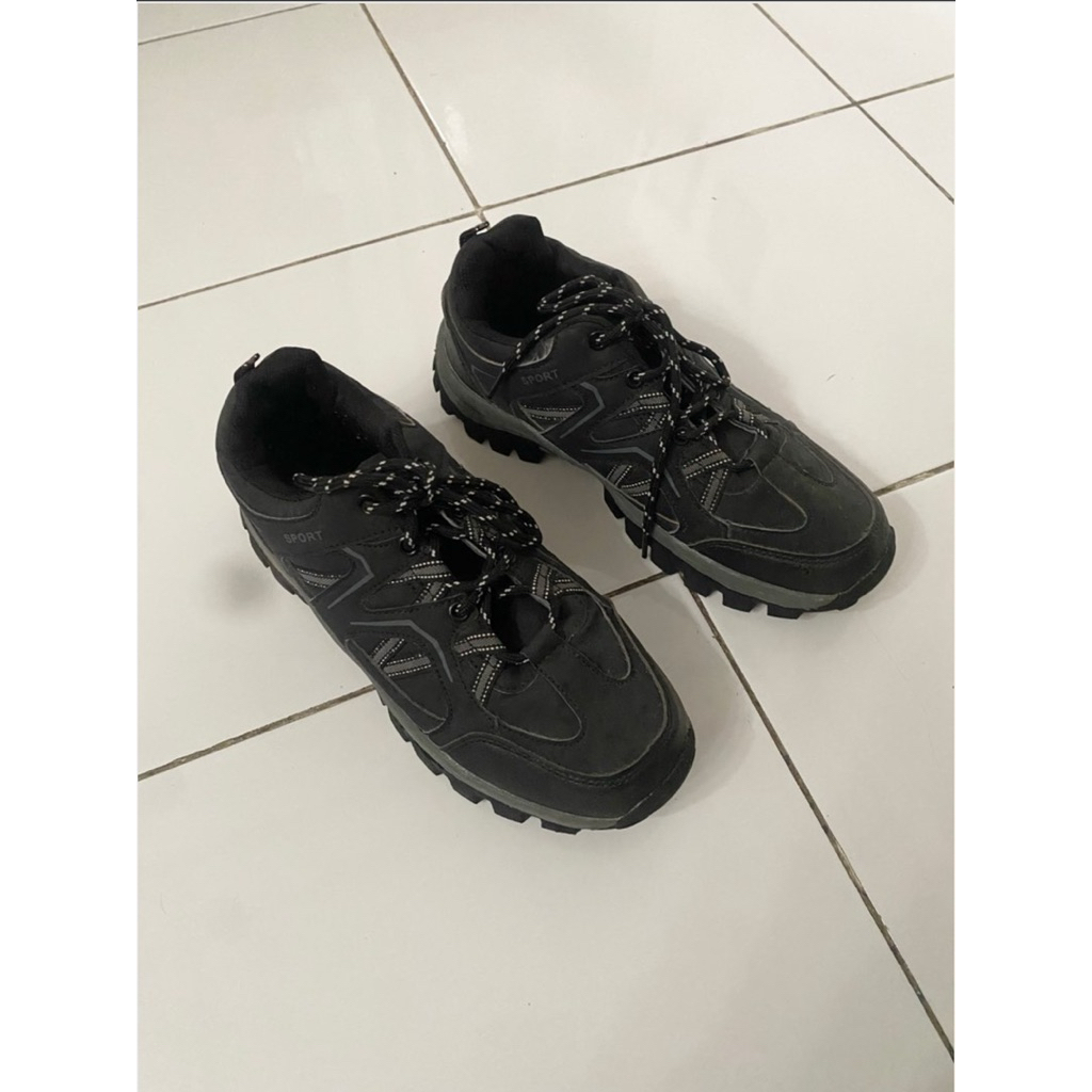[LEEDOO] Leedoo Sepatu Gunung Hiking Anti Slip Black MH08 (Pesanan CO)