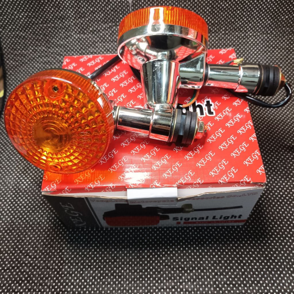 Lampu sen sein suzuki Gp100 Gp125 Ts100 Gt100 Gt185 Gn125 Cg125