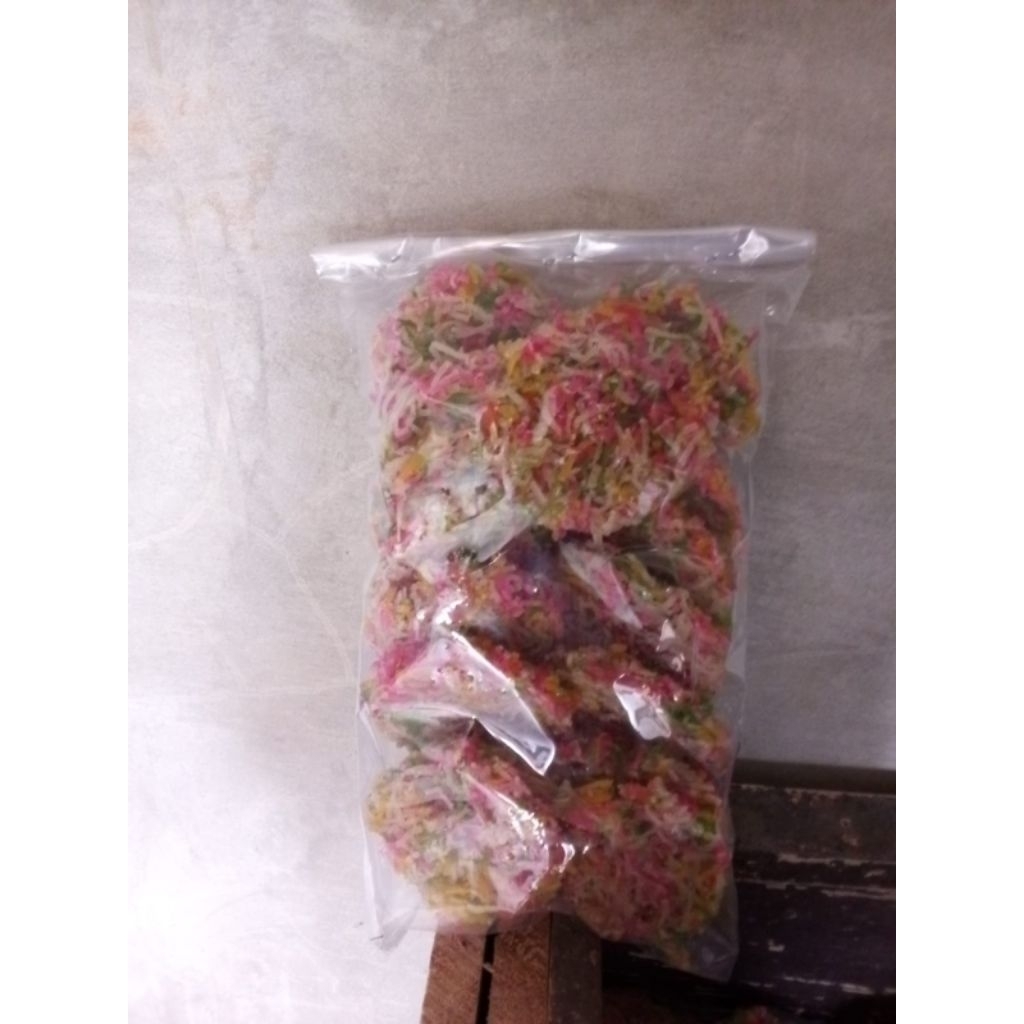 

kerupuk baranang terbuat dari beras asli