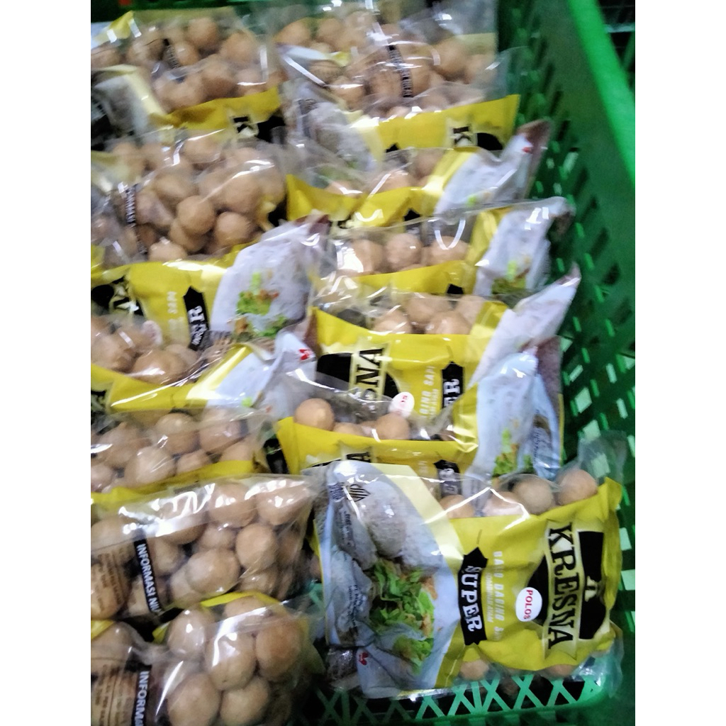 

BAKSO BASO URAT SAPI KRESNA KENYAL ENAK BERGIZI LEZAT MANTAP