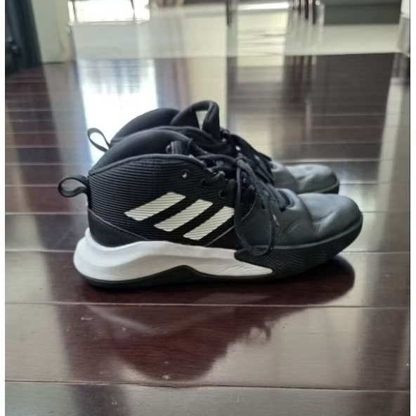 Adidas Own the Game (second ) size 35