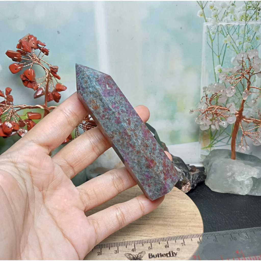 Natural Stone Tower Ruby With Kyanite Point UV Reactive (1)
