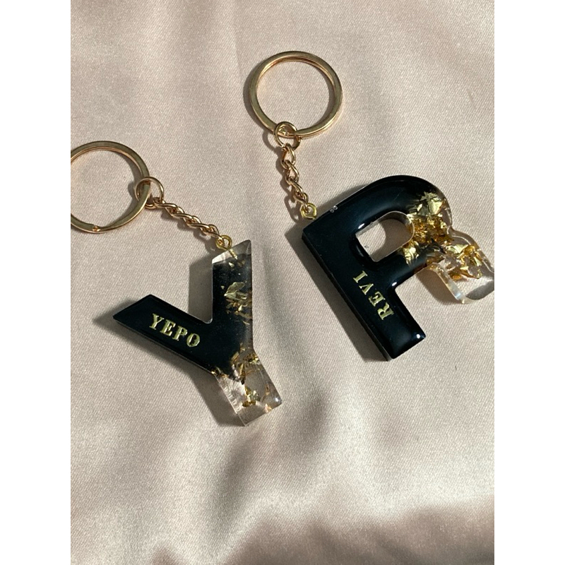 [Poio] Gantungan Kunci Huruf resin Nama Inisial | Resin keychain | Alphabet keyring | custom keychai