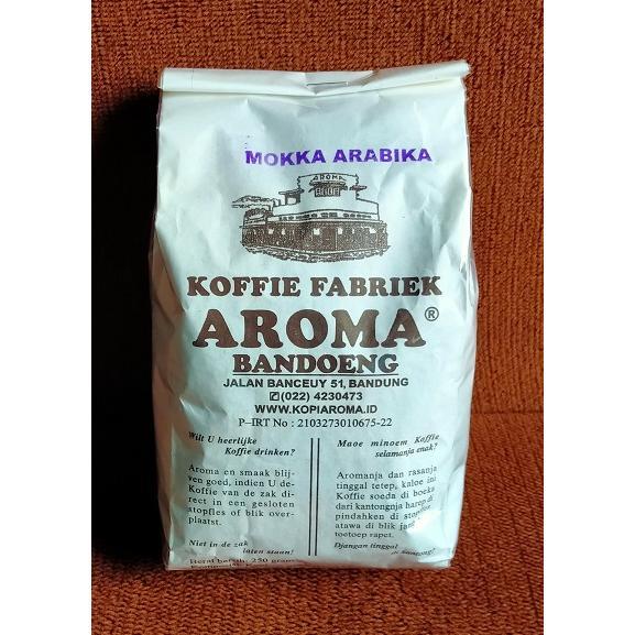 

Kopi Arabika Aroma Bandung 250 Gram Arabika Robusta Fresh Asli Bubuk Biji Mokka Rasa Agak Pahit
