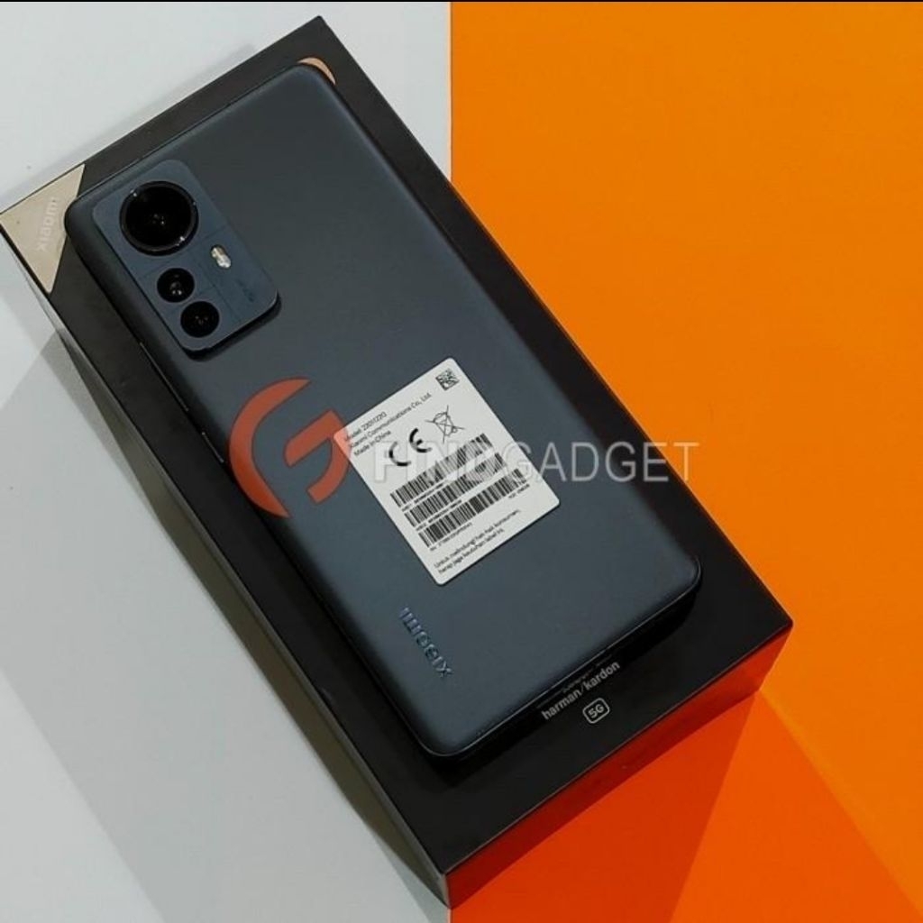 Xiaomi Mi 12 Pro 5G 12/256 RAM 12 ROM 256 GB Second Bekas Pakai Garansi Resmi Indonesia