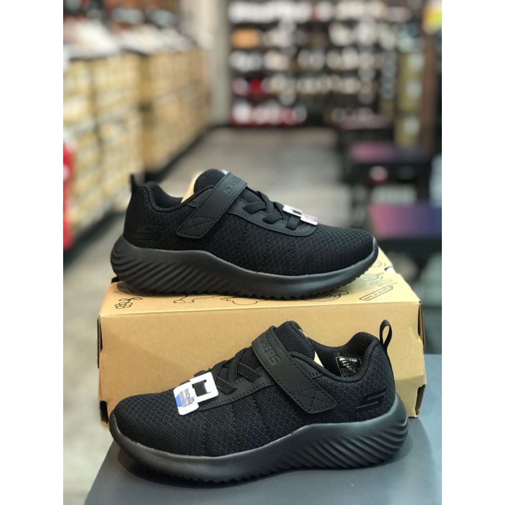 skechers sale / sepatu anak sekolah